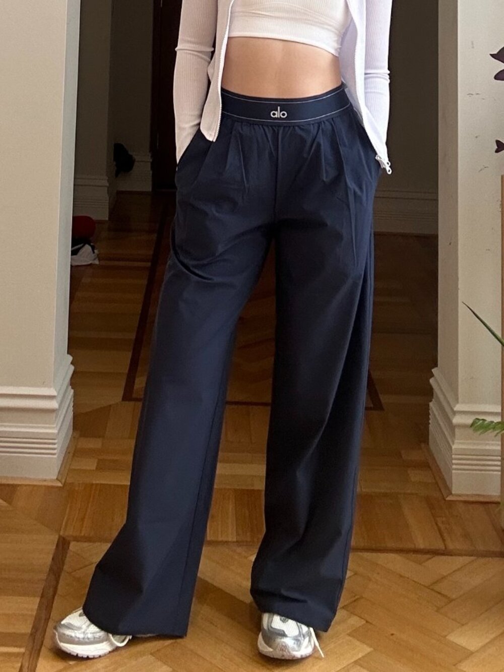 Alo Yoga Navy Blue Relaxed Trousers🍧Summer Vitality Style (Regular 30" Inseam) - Picture 2 of 8